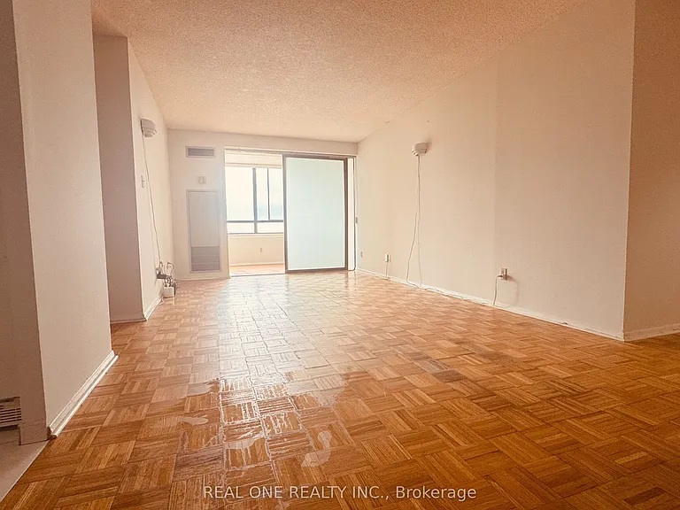 75 Bamburgh Cir #1723 — Photo 4