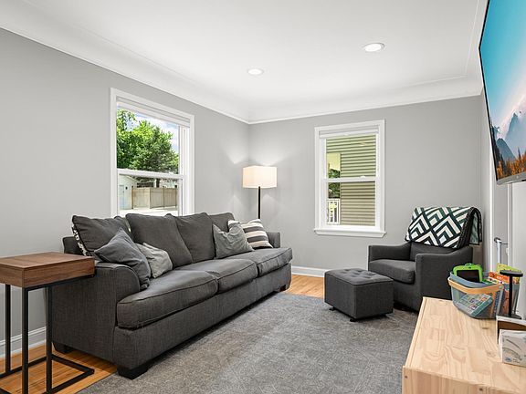 3rd image of 6804 W 26th St