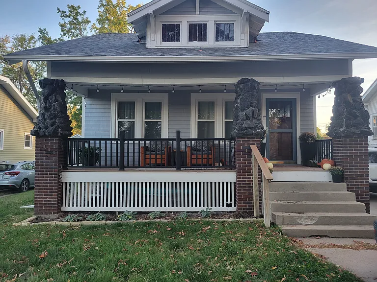 2933 Sumner St #1 — Photo 1