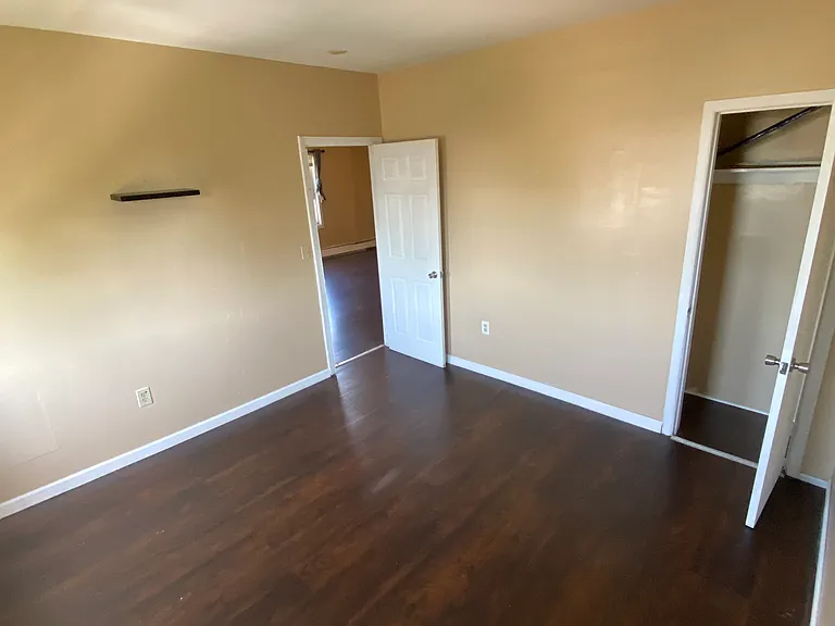 708 Hallett St #2 — Photo 5