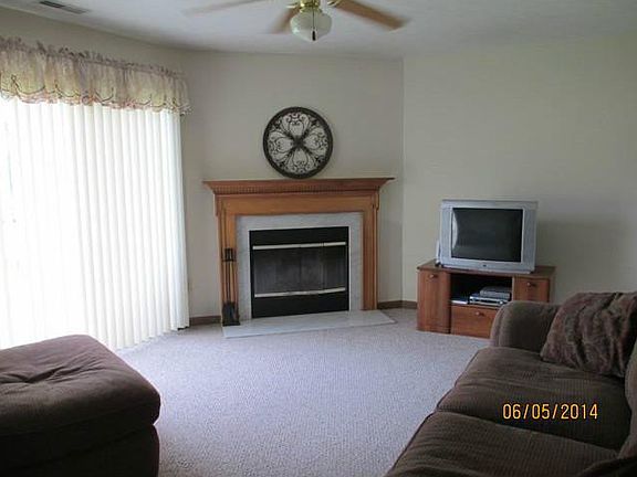 4th image of 2015 Alysheba Dr