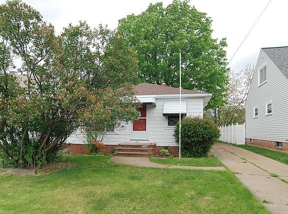 5th image of 5102 Longwood Ave