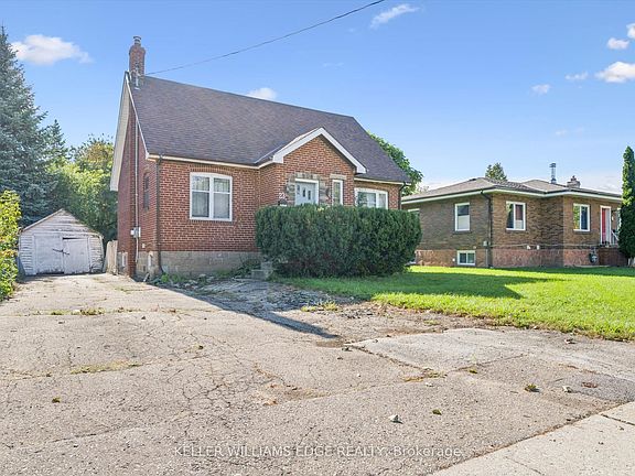3rd image of 23 Mercer Dr