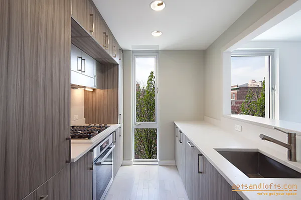 Rented by aptsandlofts.com | media 42