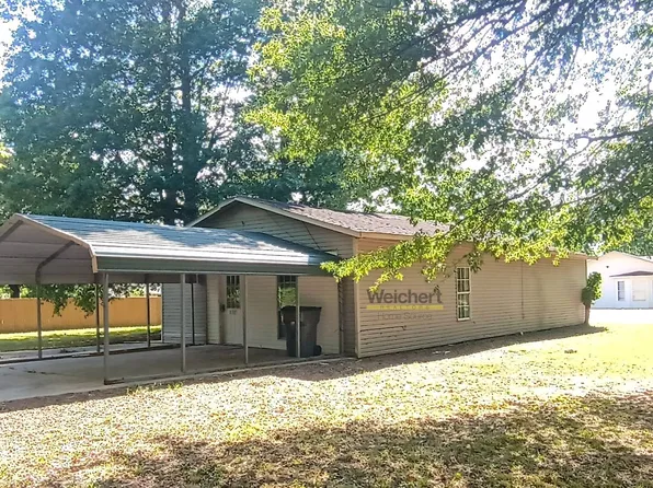 1310 Barton Ln, Paragould, AR 72450
