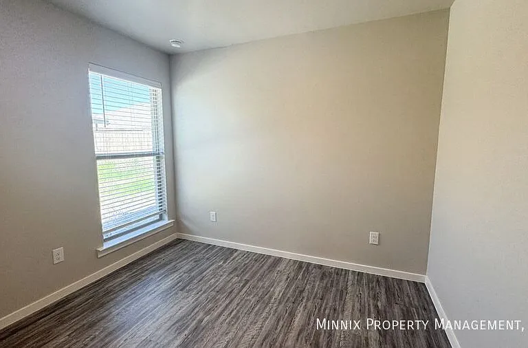 2104 N Avenue J #A — Photo 20