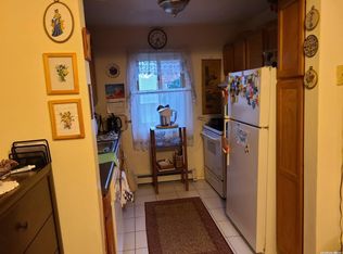 2439 Union Blvd APT 3A, Islip, NY 11751