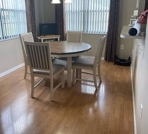 4th image of 109 SE Jenese Way