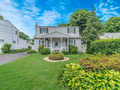 126 E 12th Street, Huntington Station, NY, 11746