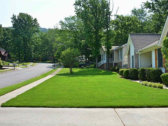 2nd image of 16014 Deaton Dr SE