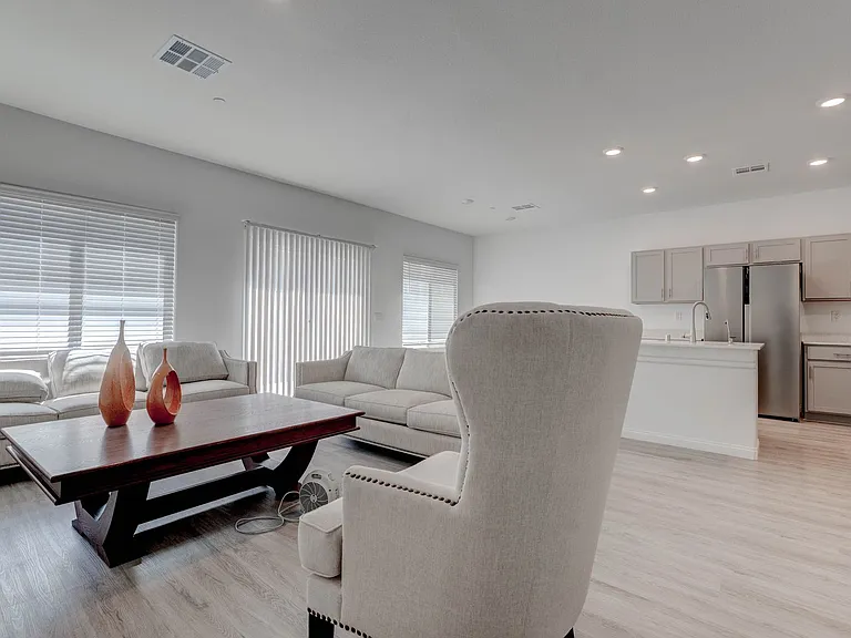 9938 Ullom Dr — Photo 33