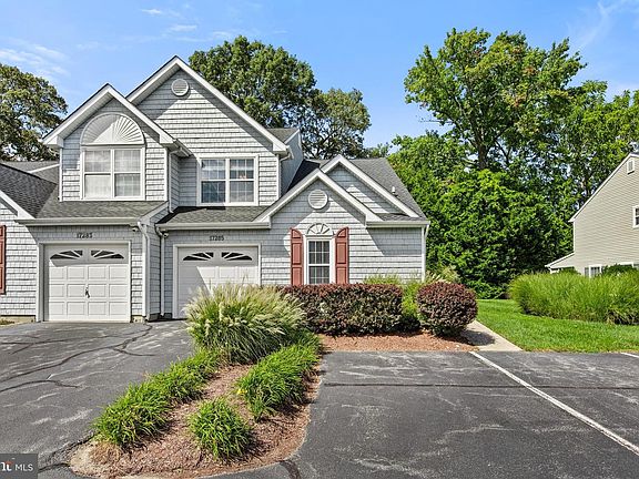 2nd image of 17285 Queen Anne Way