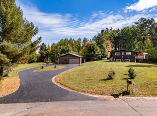 10464 Leisure Dr, Hazelhurst, WI 54531