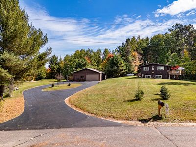 10464 Leisure Dr, Hazelhurst, WI, 54531