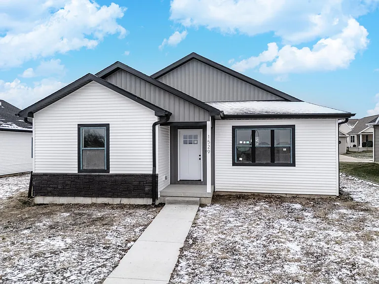 1527 Duncannon Dr — Photo 36