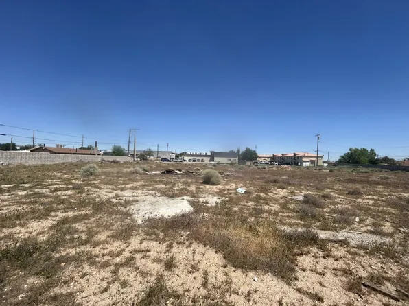 2951 B St, Rosamond, CA 93560