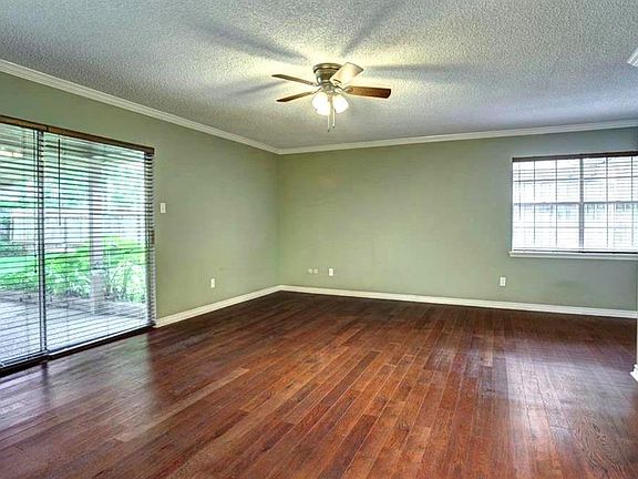 5th image of 2306 Pecan Valley Ct