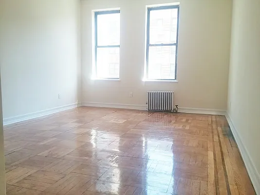 Rented by Bohemia Realty Group | media 19