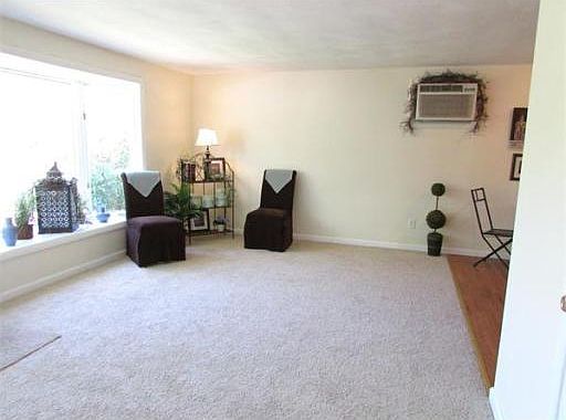 5th image of 141 Annmarie Dr