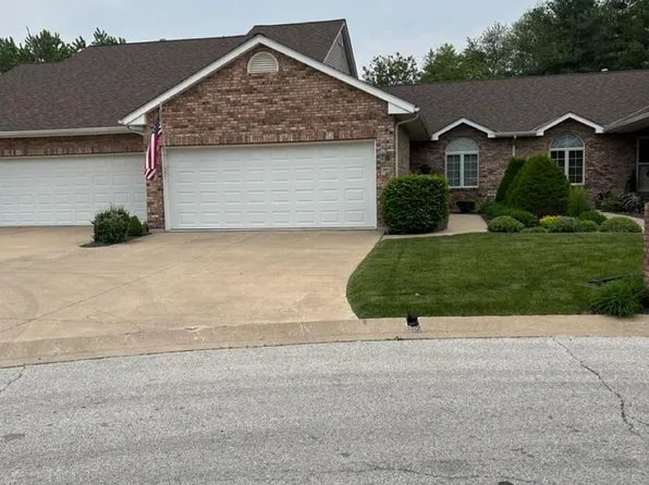 2615 Kings Pointe SW, Quincy, IL 62305