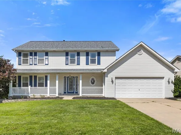 37 Meadow Spring Dr, Saint Charles, MO 63303