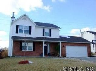 911 Paige Ln, O Fallon, IL 62269