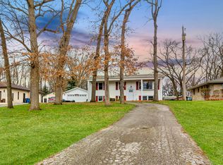 3635 38th St, Highland, IN 46322