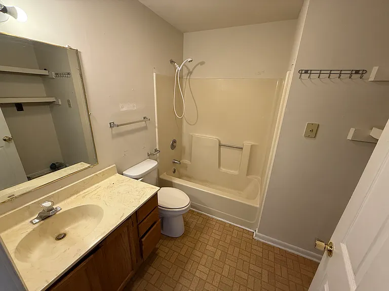 42 Commerce St #A-4 — Photo 6
