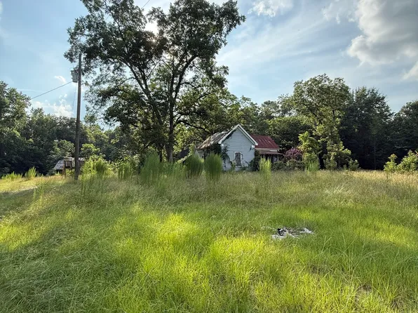 1007 Pleasant Grove Rd, Sandersville, GA 31082