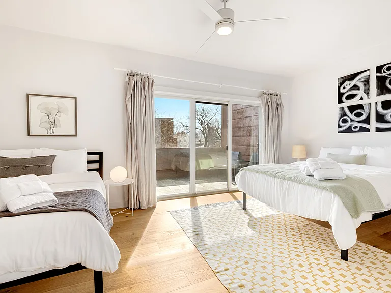 502 SE Tourmaline Mews — Photo 11