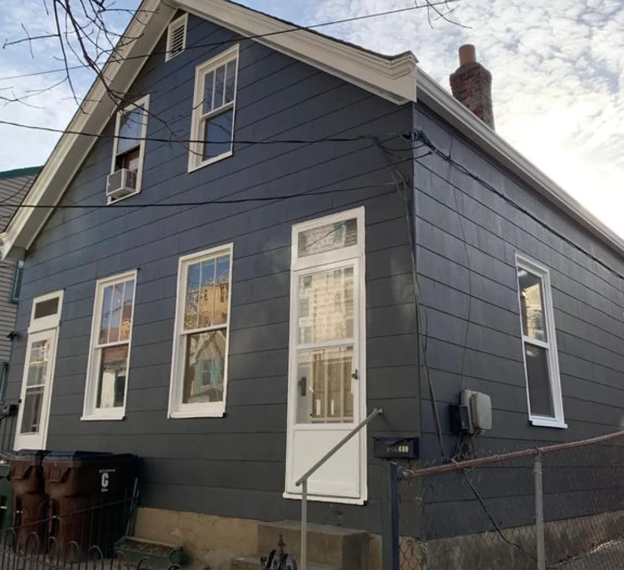2 bed, 1.5 bath, 1000 sqft, $1,500 — Photo 1