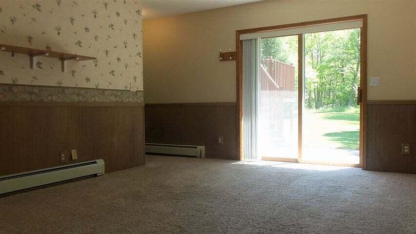 2nd image of 1172 Eagle Dr