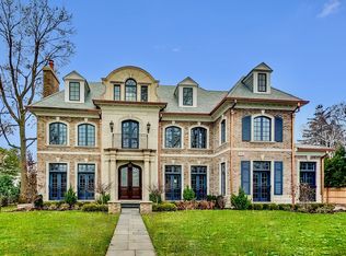 310 Raleigh Rd, Kenilworth, IL 60043