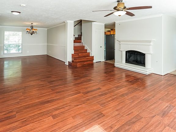 4th image of 19814 Waterflower Dr