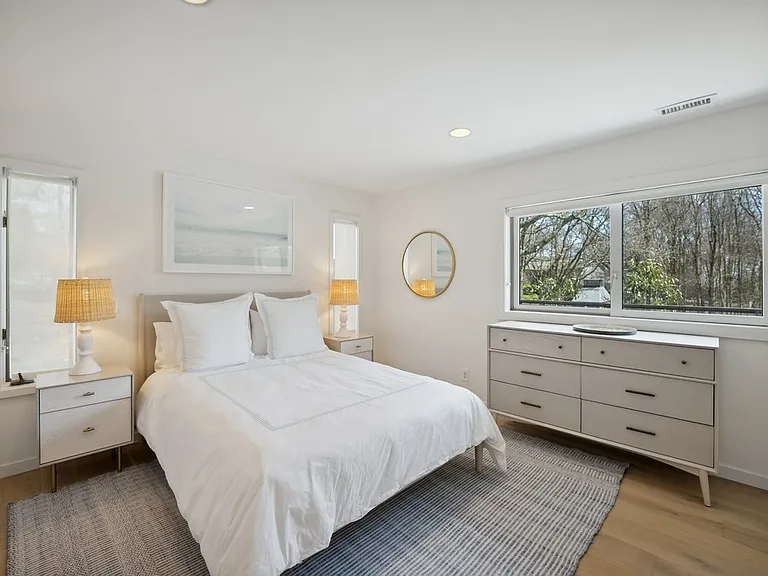 66 Davis Dr — Photo 18