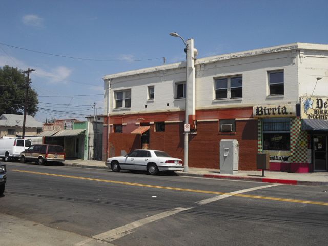 2nd image of 324 S Fresno St