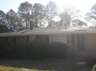 3717 Sandra Dr, Fayetteville, NC 28304