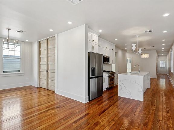 4th image of 5512 Annunciation St