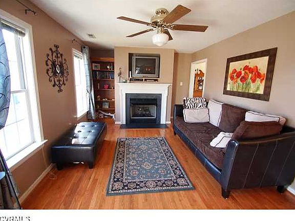 3rd image of 1408 Berrymeade Hills Ct