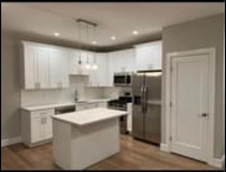 1st image of 533 Oak St APT 2C