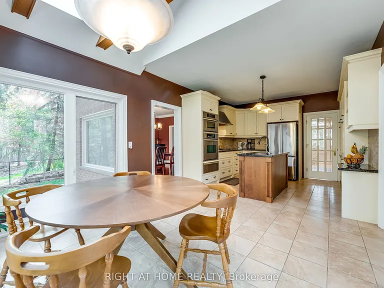 2175 Oneida Ct — Photo 10