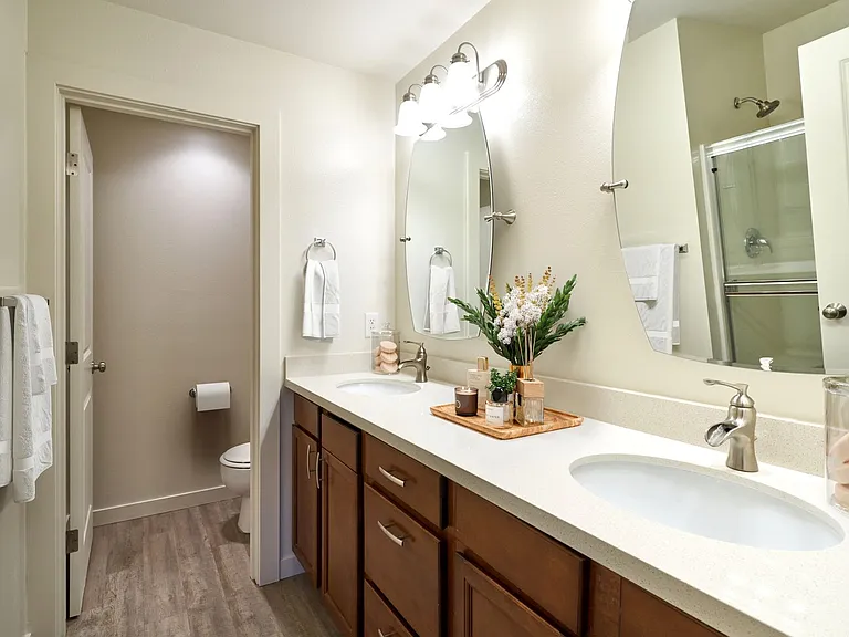 Sedona Townhomes — Photo 7