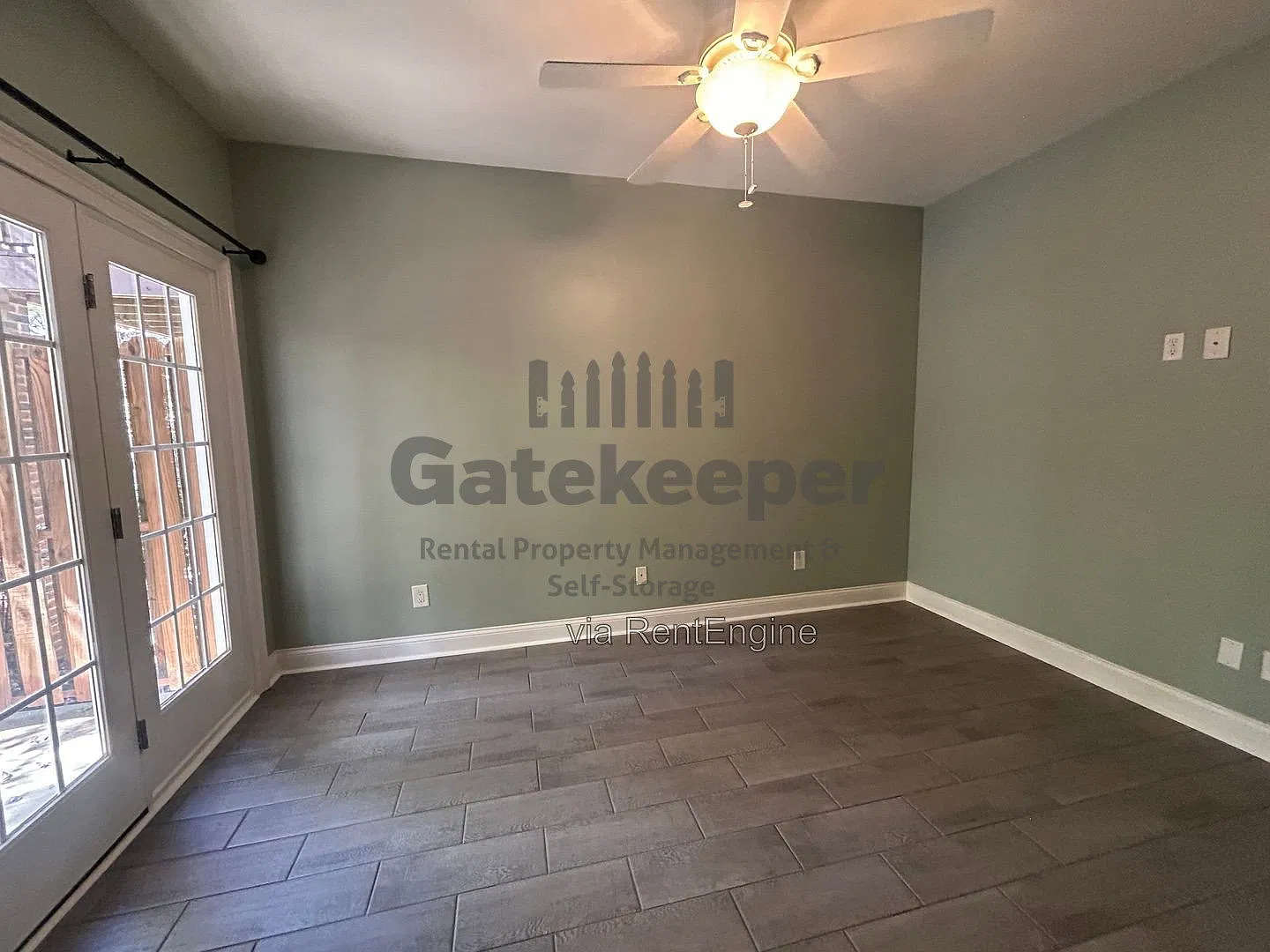 3 bed, 3.5 bath, 2200 sqft, $2,845 — Photo 4