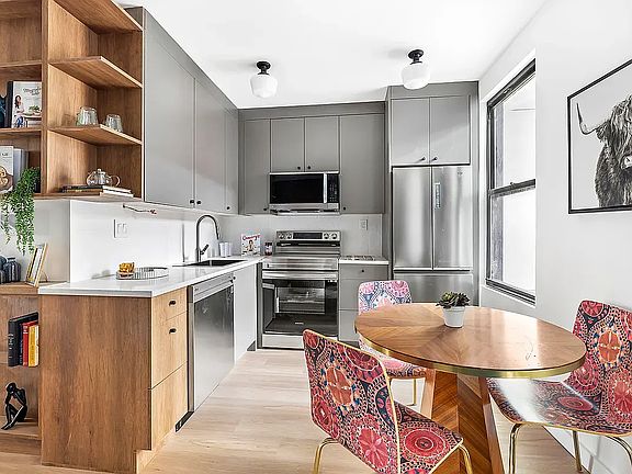 4th image of 76 Meserole Ave APT 2A