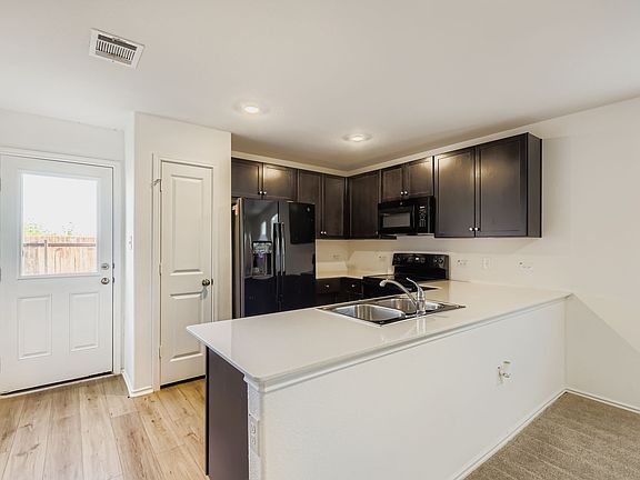 3rd image of 133 Texas Angel Way