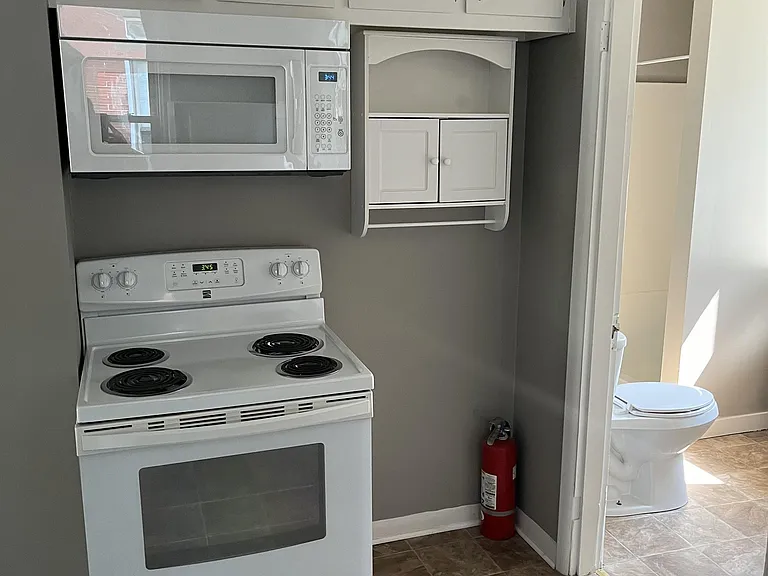 538 Alexander Ave #1 — Photo 2