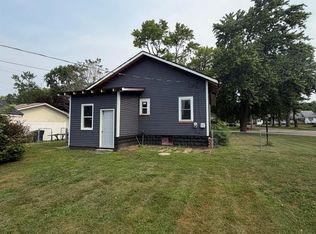 106 Morrell St, Yale, MI 48097