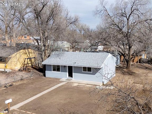 2nd image of 701 Erie Rd