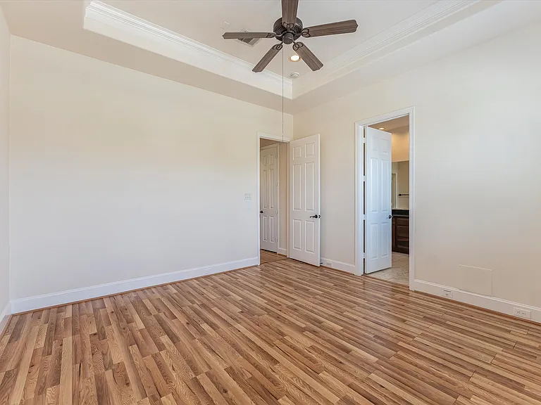 308 Grove St — Photo 2