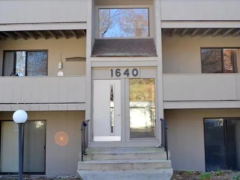 1640 Cedarwood Dr #332 — Photo 1